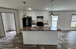 242 Wallingford Drive, Hampton, GA 30228