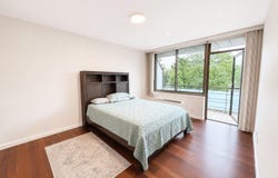 31-32 Union Street, Flushing, NY 11354
