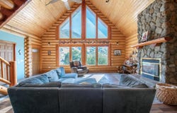 1905 Silver Lane, Yokuts Valley, CA 93675
