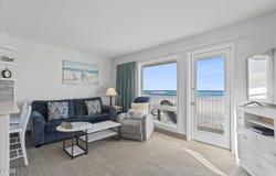 171 SW Highway 101, Lincoln City, OR 97367