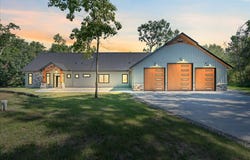 62357 Hunters Pointe Drive, Sturgis, MI 49091