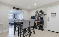 239 Glasgow St, Fall River, MA 02721