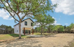 117 Golf Crest Dr, Wimberley, TX 78676