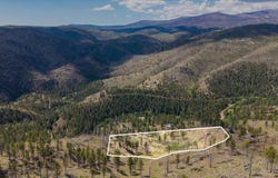 693 Cougar Dr, Bellvue, CO 80512