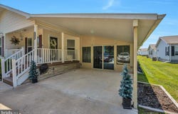 2003 BURLINGTON CIRCLE, WILLIAMSTOWN, NJ 08094