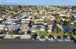 13425 Downey Ave, Paramount, CA 90723