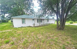 501 S Dudley St, Hamilton, MO 64644