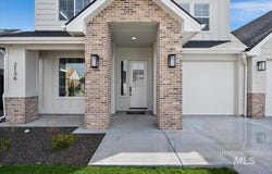 2136 N Palaestra Ave, Eagle, ID 83616