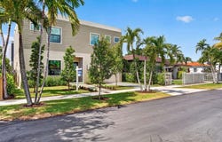 2240 SW 13th St, Miami, FL 33145