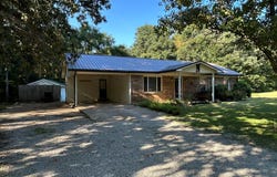 106 SHORE DR, BIG SANDY, TN 38221