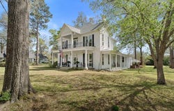 606 E Hiram, Atlanta, TX 75551
