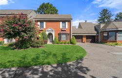 174 Anchor Lane, Bay Shore, NY 11706