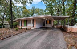 2 Lawrence Drive, Little Rock, AR 72205