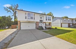 2466 Lombard Lane, Imperial, MO 63052