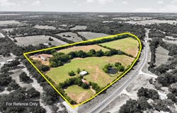 913 County Road 4232, Bonham, TX 75418