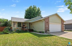 205 W Hackberry St, Brandon, SD 57005
