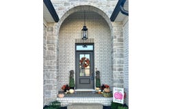 228 Maple Valley Rd, Louisville, KY 40245