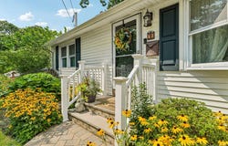 75 Hale Road, North Babylon, NY 11703