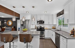3675 SW 93RD Ave, Portland, OR 97225