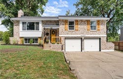 15412 E 42nd Place, Independence, MO 64055