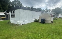 7443 Spillway, Lisbon, OH 44431