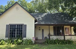 102 E 14th Street, Joshua, TX 76058