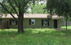 723 W BRAZOS ST, Pearsall, TX 78061