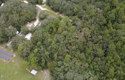 117 RHODODENDRON Lane, Interlachen, FL 32148