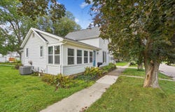 309 Iowa Street, Cedar Falls, IA 50613