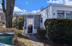 10 Treeline Circle, Cold Spring, NY 10516