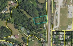 135 Railroad St., Dwale, KY 41621
