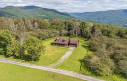 307 Pointy Knob Road, Davis, WV 26260