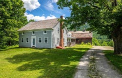 1174 N Main Street, Danby, VT 05739
