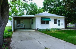 215 E Filmore Street E, Winterset, IA 50273