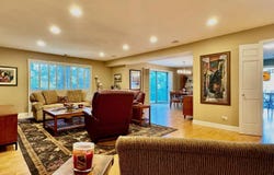 4050 N Dundee Road, Northbrook, IL 60062