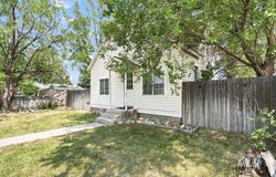 212 NE 2nd St, Meridian, ID 83642