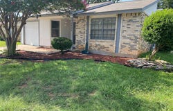 3824 Longmeadow Way, Fort Worth, TX 76133