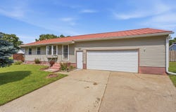 414 15th Place, Camanche, IA 52730