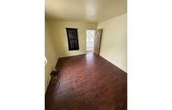 68 W Maxlow Avenue, Hazel Park, MI 48030
