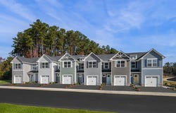 1 HOLLY POINT RUN, STAUNTON, VA 24401