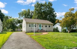 408 Richard Way, North Plainfield, NJ 07962
