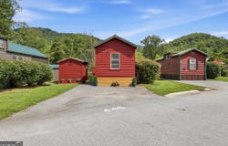 446 River Vista Drive, Dillard, GA 30537