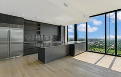 610 Davis St, Austin, TX 78701