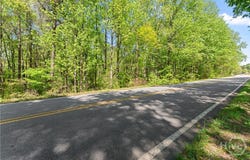 4276 Woods Bridge Road, Commerce, GA 30529
