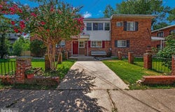 915 E MEADOWS Court, OXON HILL, MD 20745