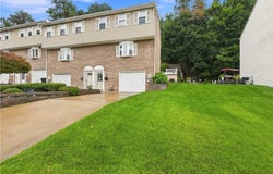 331 CLAVALE DR, N Versailles, PA 15137