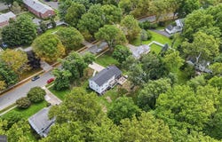 11 RIVERVIEW Drive, EWING, NJ 08628