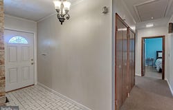 7 WHITE BEECH Court, EWING, NJ 08618