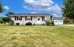 56 Rachel Boulevard, Lewiston, ME 04240