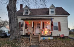 16 Downes Street, Calais, ME 04619